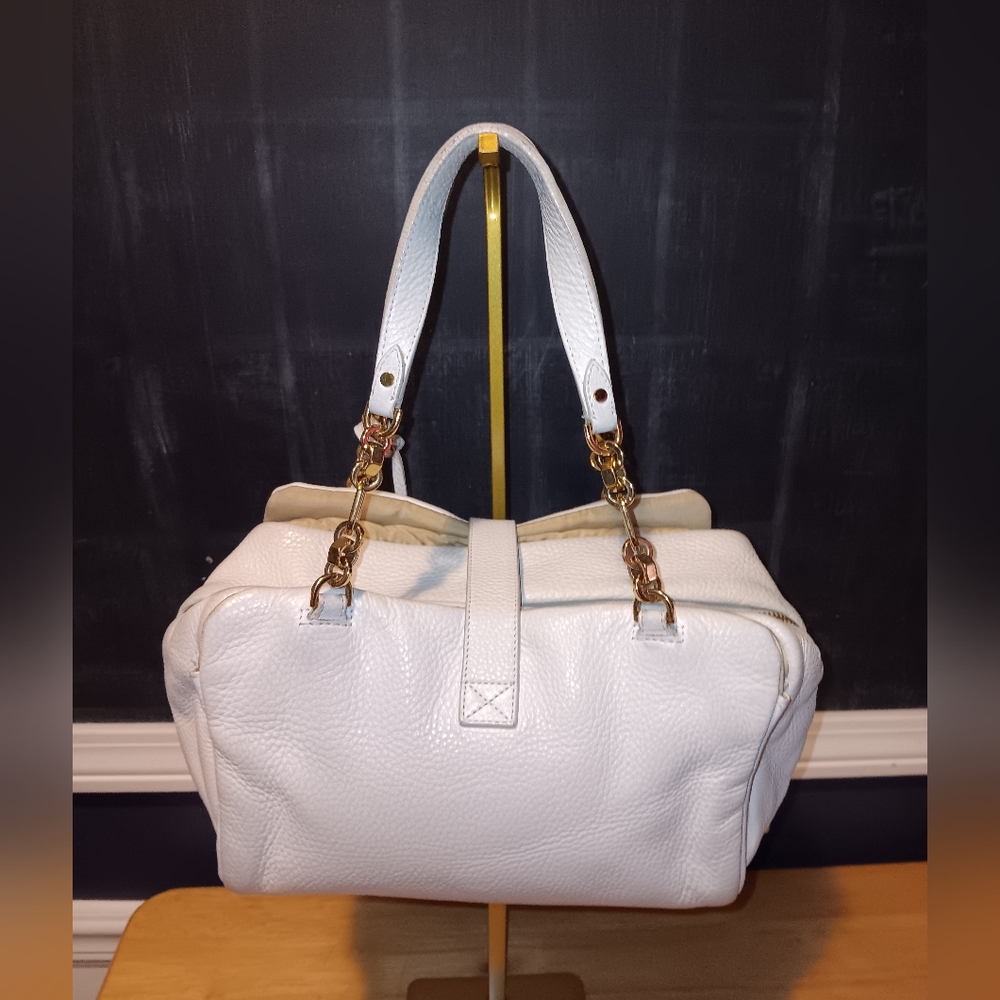 Loewe White Leather Shoulder Bag With Lock And Key - Picture 2 of 5